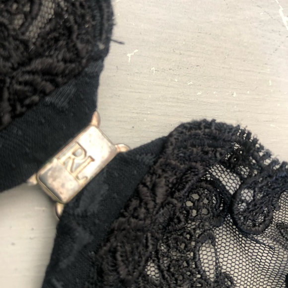 Ralph Lauren… black lace bra 34C - Picture 5 of 13